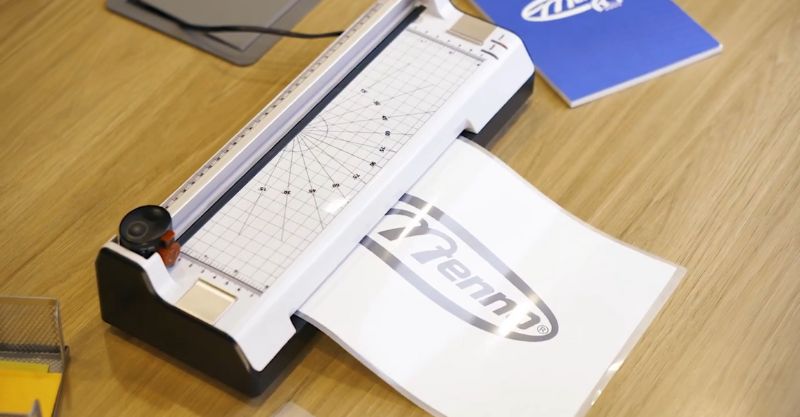 Laminação a frio em papel: o que é, principais aplicações e mais!